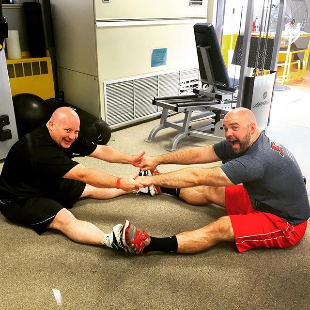 Even the big boys gotta #stretch at group training this morning. @greg_spawn #bootcamp #personaltrainer #gym #denver #colorado #fitness #personaltraining #trainerscott #getinshape #fatloss #loseweight #ripped #yoga #muscles #gay #buff #bigboy #hammies #hamstrings #quads #legs #bodybuilder #bodybuilding #hunk #men #weights #dumbbells #workout #sweat
