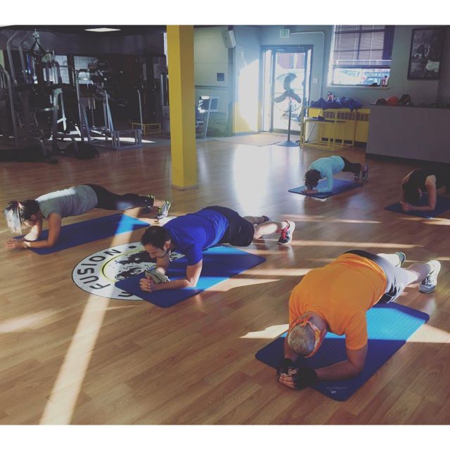 The morning plankers… Not to be confused with the morning wankers. #Bootcamp #personaltrainer #gym #denver #colorado #fitness #personaltraining #trainerscott #bodybuilder #bodybuilding #deadlifts #deadlift #glutes #quads #hamstrings #hamstring #hammies #squats #squat #lunges #legs #legday #weightlifting #weighttraining #plank #core #abs #sweat #strong