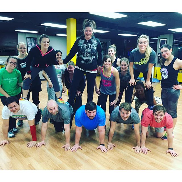 Boot camp pyramid tonight. #Bootcamp #personaltrainer #gym #denver #colorado #fitness #personaltraining #trainerscott #bodybuilder #bodybuilding #deadlifts #deadlift #glutes #quads #hamstrings #hamstring #hammies #squats #squat #lunges #legs #legday #weightlifting #weighttraining #men #women #core #pushups #strong
