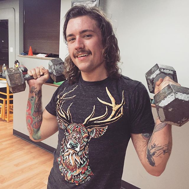 Riley rocking the psychedelic buck hunter shirt while lifting weights during boot camp tonight. #Bootcamp #personaltrainer #gym #denver #colorado #fitness #personaltraining #trainerscott #bodybuilder #bodybuilding #deadlifts #deadlift #glutes #quads #hamstrings #hamstring #hammies #squats #squat #lunges #legs #legday #weightlifting #weighttraining #men #buff #strong #biceps #curls