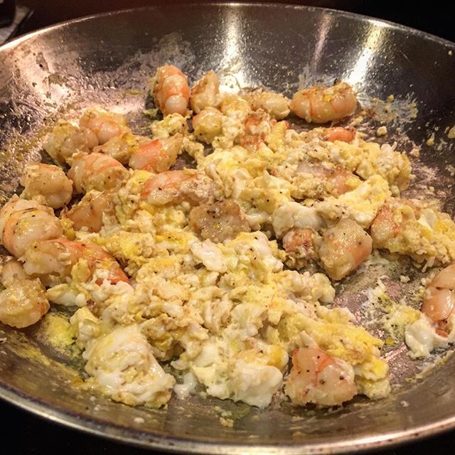 Shrimp omelette for dinner?  Whaaaaat. I guess it's apparent that I like shrimp now. #dinner #supper #shrimp #seafood #food #foodporn #foodphotography #foodie #foodstagram #foodpics #foodstagram #foods #foodpic #diet #meal #healthy #health #personaltrainer #denver #colorado #life #tasty #yum #yummy #protein #lean #lowfat #ripped #fatloss #cooking #eggs