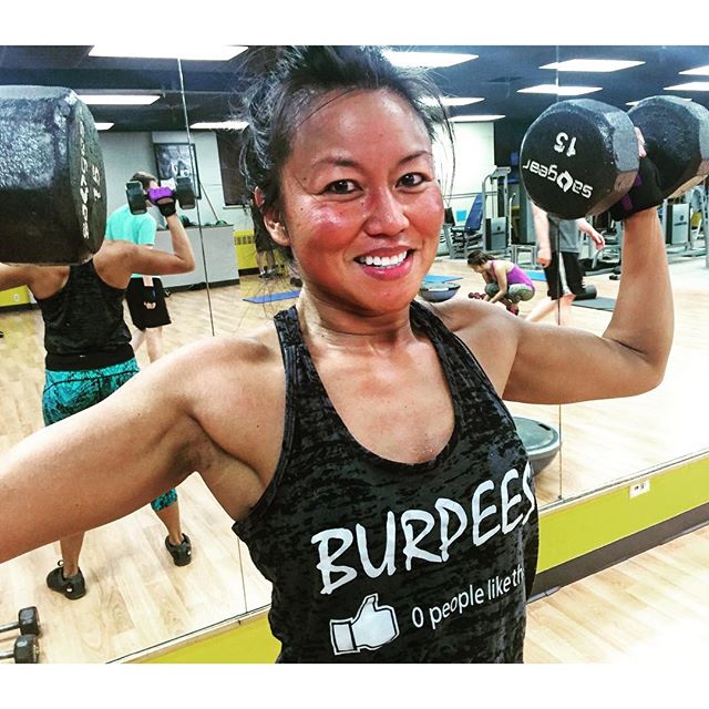 Ann says zero people like Burpees, but I think she's full of it. #Bootcamp #personaltrainer #gym #denver #colorado #fitness #personaltraining #trainerscott #bodybuilder #bodybuilding #deadlifts #deadlift #glutes #quads #hamstrings #hamstring #hammies #squats #squat #lunges #legs #legday #weightlifting #weighttraining #women #babe #burpees #buff #strong
