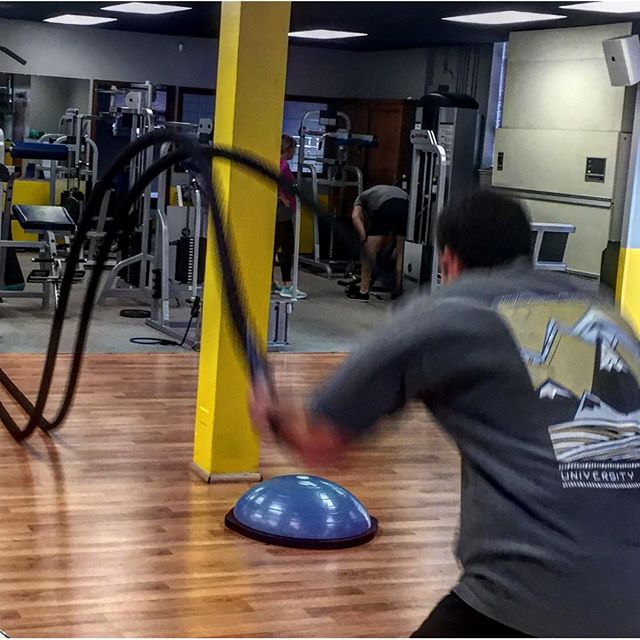 Miles whipping the ropes today like a bowss.  #Bootcamp #personaltrainer #gym #denver #colorado #fitness #personaltraining #fun #bodybuilder #bodybuilding #deadlifts #life #running #quads #run #women #fit #squats #squat #lunges #legs #legday #weightlifting #weighttraining #men #sweat #women #cardio #strong