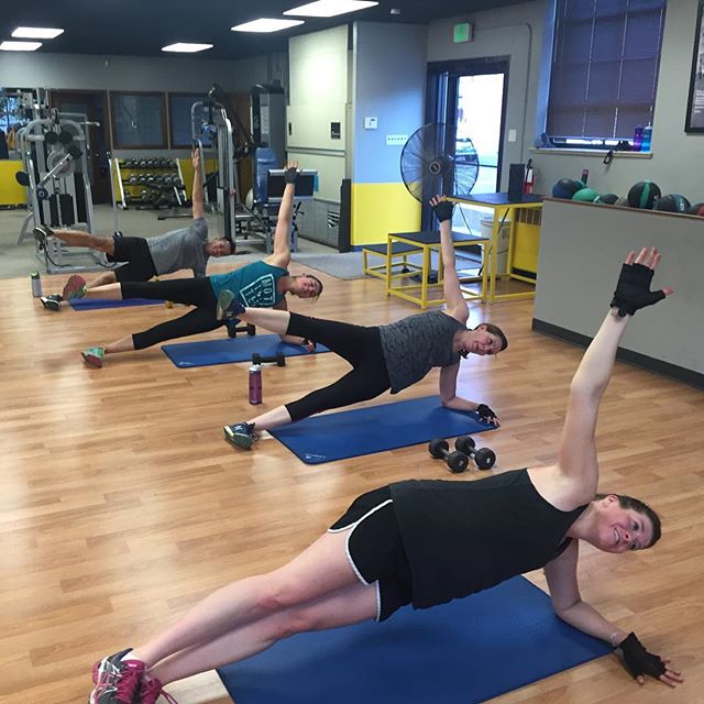 Side plank.  #Bootcamp #personaltrainer #gym #denver #colorado #fitness #personaltraining #fun #bodybuilder #bodybuilding #deadlifts #life #running #quads #run #women #fit #squats #squat #lunges #legs #legday #weightlifting #weighttraining #men #sweat #women #cardio #strong