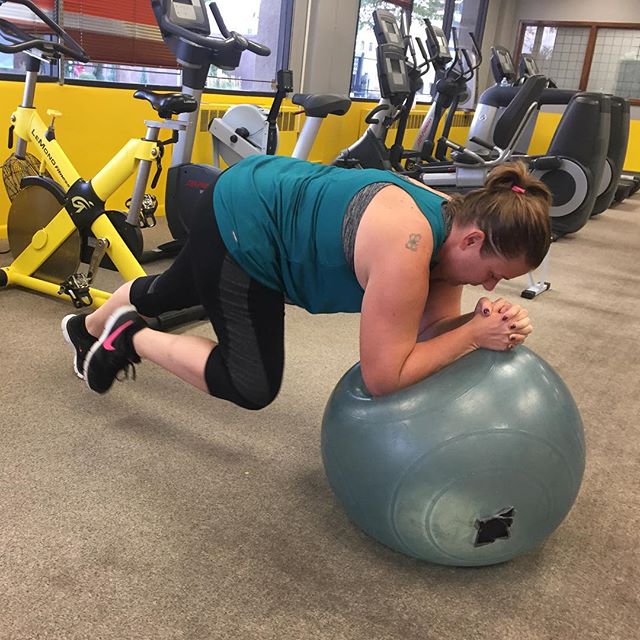 Erica working her core on the ball tonight.  #Bootcamp #personaltrainer #gym #denver #colorado #fitness #personaltraining #fun #bodybuilder #bodybuilding #deadlifts #life #running #quads #run #women #fit #squats #squat #lunges #legs #legday #weightlifting #weighttraining #men #sweat #women #cardio #strong