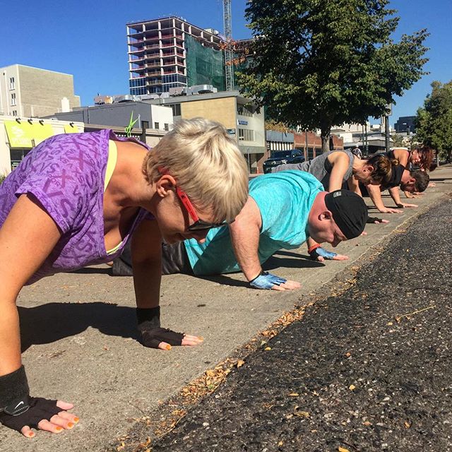 Push-ups this morning. #personaltrainer #gym #denver #colorado #fitness #personaltraining #workout #bodybuilder #bodybuilding #deadlifts #pushups #running #quads #girl #woman #fit #squats #squat #lunges #legs #legday #weightlifting #weighttraining #men #sweat #women #cardio #strong #girls