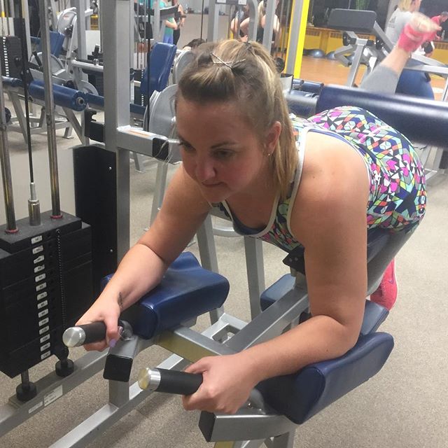Elisha getting the whole stack while showing off her power glutes #personaltrainer #gym #denver #colorado #fitness #personaltraining #butt #bodybuilder #bodybuilding #deadlifts #bootyful #quads #girl #woman #fit #squats #squat #lunges #legs #legday #weightlifting #weighttraining #men #sweat #women #cardio #strong #girls #glutes