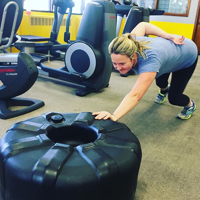 Lauren pushing the plate with one hand. #personaltrainer #gym #denver #colorado #fitness #personaltraining #strong #bodybuilder #bodybuilding #deadlifts #core #cardio #quads #girl #woman #fit #squats #squat #lunges #legs #legday #weightlifting #weighttraining #men #sweat #women #power #strong #girls