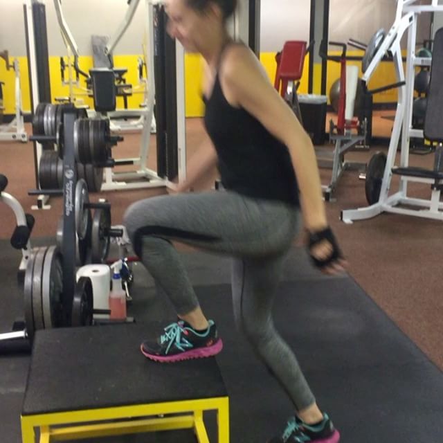 Apparently it's boomerang day today at the gym. #personaltrainer #gym #denver #colorado #fitness #personaltraining #fun #bodybuilder #bodybuilding #deadlifts #life #running #quads #girl #woman #fit #squats #squat #lunges #legs #legday #weightlifting #weighttraining #men #sweat #women #cardio #strong #girls