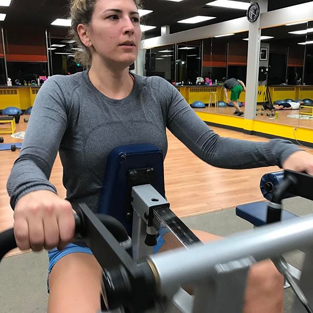 Hannah getting some rows tonight at group personal training. #personaltrainer #gym #denver #colorado #fitness #personaltraining #core #bodybuilder #bodybuilding #deadlifts #rows #backday #arms #girl #woman #fit #squats #squat #lunges #legs #biceps #weightlifting #weighttraining #fitbabe #sweat #women #cardio #strong #girls #rowing