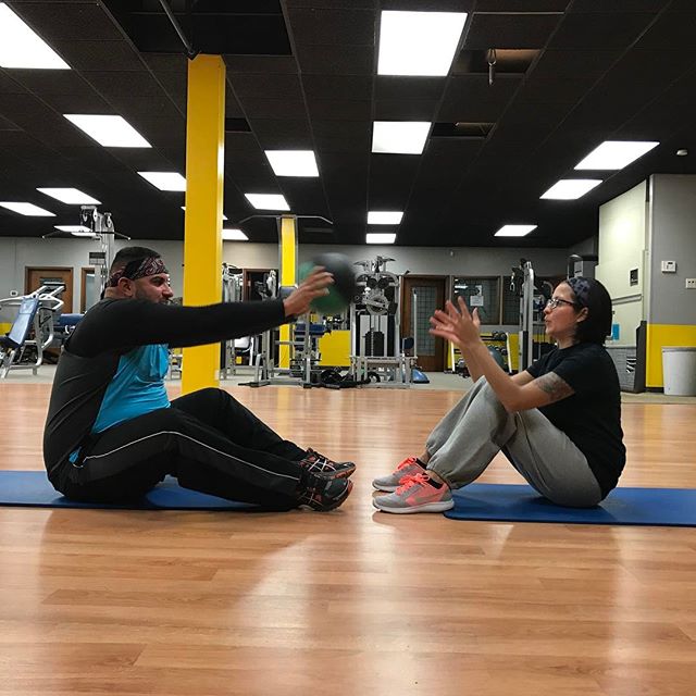 Just a little Friday night couple's workout #personaltrainer #gym #denver #colorado #fitness #personaltraining #fun #bodybuilder #bodybuilding #deadlifts #life #running #quads #girl #woman #fit #squats #squat #lunges #legs #legday #weightlifting #weighttraining #men #sweat #women #cardio #strong #girls