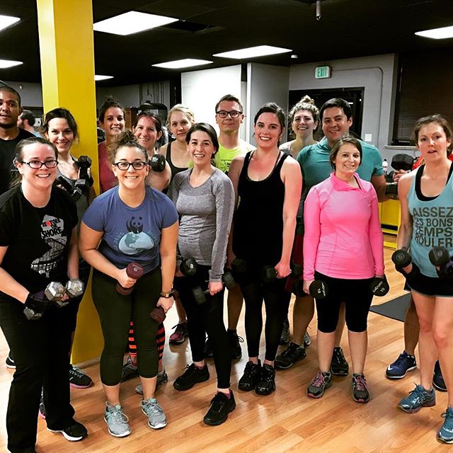 Boot camp class tonight. #bootcamp #personaltrainer #gym #denver #colorado #fitness #personaltraining #trainerscott #getinshape #fatloss #loseweight #ripped #toned #chestpress #benchpress #chest #bench #chestday #pecs #arms #arm #armday #shredded #pumped #triceps #biceps #tris #jacked #strong #men