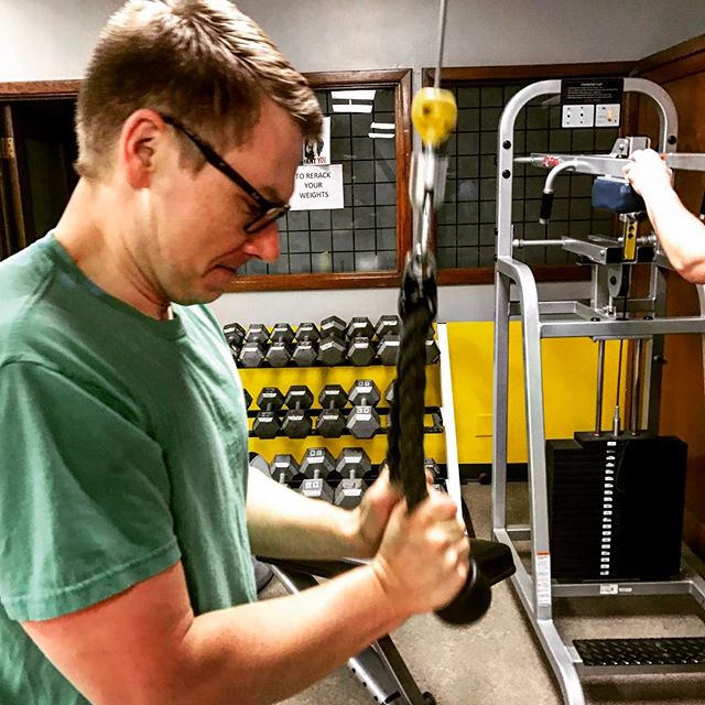 Adam getting some triceps extensions #personaltrainer #gym #denver #colorado #fitness #personaltraining #fun #bodybuilder #bodybuilding #deadlifts #life #running #quads #girl #woman #fit #squats #squat #lunges #legs #legday #weightlifting #weighttraining #men #sweat #women #cardio #strong #girls