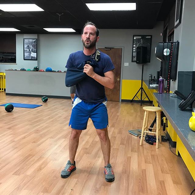 Richie hurt his shoulder skiing but still comes to boot camp to work legs and core. He's going for 1000 squats tonight. No excuses!  #personaltrainer #gym #denver #colorado #fitness #personaltraining #fun #bodybuilder #bodybuilding #deadlifts #life #running #quads #girl #woman #fit #squats #squat #lunges #legs #legday #weightlifting #weighttraining #men #sweat #women #cardio #strong #girls