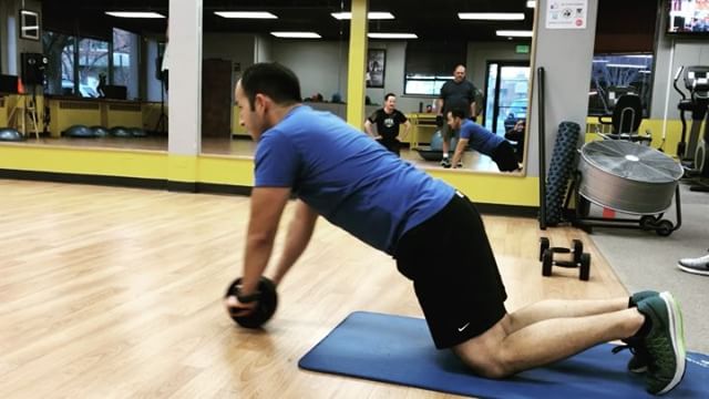Dang, Rod is fast #personaltrainer #gym #denver #colorado #fitness #personaltraining #abdominal #bodybuilder #bodybuilding #deadlifts #core #abs #quads #girl #woman #fit #squats #squat #lunges #legs #legday #weightlifting #weighttraining #men #sweat #women #cardio #strong #girls