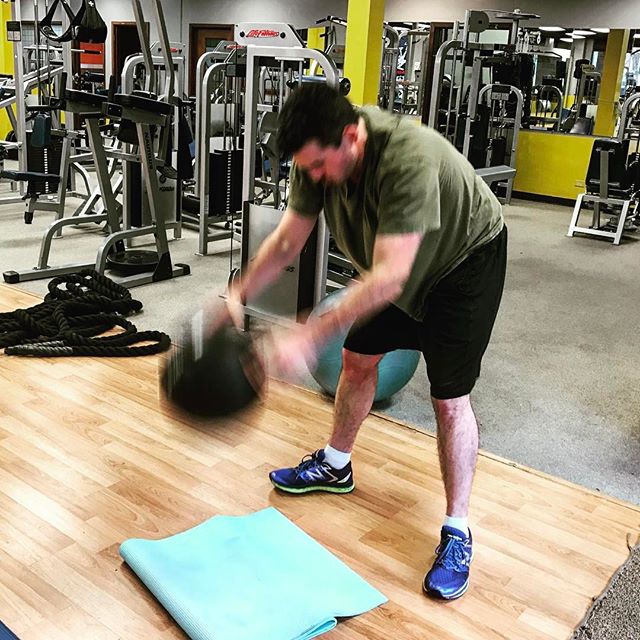 Miles slamming the ball #personaltrainer #gym #denver #colorado #fitness #personaltraining #trainerscott #getinshape #fatloss #loseweight #ripped #toned #chestpress #benchpress #chest #bench #chestday #pecs #arms #arm #armday #shredded #fitbabe #strength #biceps #triceps #strong #strengthtraining