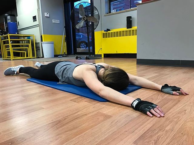 Jesse may or may not be tired #bootcamp #personaltrainer #gym #denver #colorado #fitness #personaltraining #trainerscott #getinshape #fatloss #loseweight #ripped #toned #chestpress #benchpress #chest #bench #chestday #pecs #arms #arm #armday #pushups #fitbabe #triceps #biceps #babe #strong #fitnessmodel