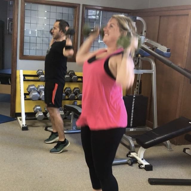 Group personal training tonight in Denver #personaltrainer #gym #denver #colorado #fitness #personaltraining #fun #bodybuilder #bodybuilding #deadlifts #life #running #quads #girl #woman #fit #squats #squat #lunges #legs #legday #weightlifting #weighttraining #men #sweat #women #cardio #strong #girls