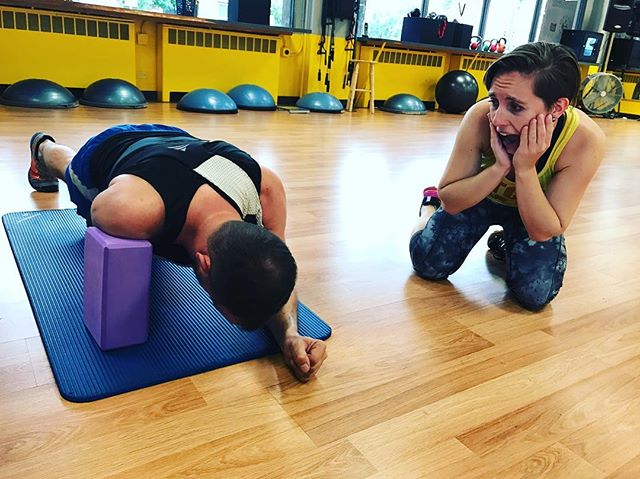 Kelly is freaking out watching Richie plank with one arm #personaltrainer #gym #denver #colorado #fitness #personaltraining #fun #bodybuilder #bodybuilding #deadlifts #life #running #quads #girl #woman #fit #squats #squat #lunges #legs #legday #weightlifting #weighttraining #men #sweat #women #cardio #strong #girls
