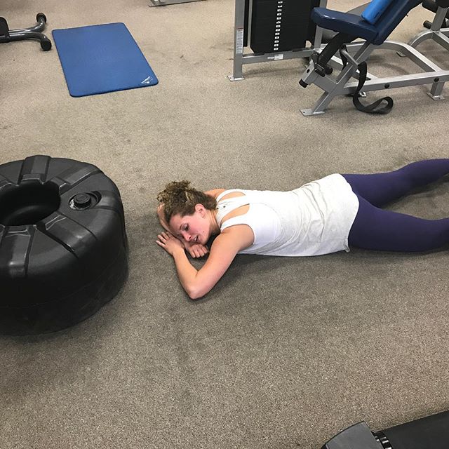 This is what happens to you when you push the plate five times in a row and you're new #personaltrainer #gym #denver #colorado #fitness #personaltraining #fun #bodybuilder #bodybuilding #deadlifts #life #running #quads #girl #woman #fit #squats #squat #lunges #legs #legday #weightlifting #weighttraining #men #sweat #women #cardio #strong #girls