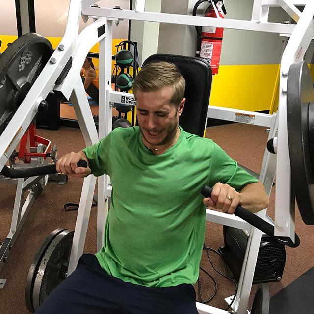 Hail Mary full of Grace…just one more rep #bootcamp #personaltrainer #gym #denver #colorado #fitness #personaltraining #trainerscott #getinshape #fatloss #loseweight #ripped #toned #chestpress #benchpress #chest #bench #chestday #pecs #arms #arm #armday #pushups #fitbabe #triceps #biceps #babe #strong #fitnessmodel