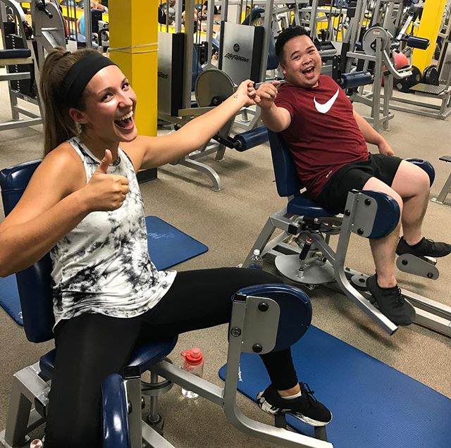 Quite possibly the fastest two people have become besties at the gym. #bootcamp #personaltrainer #gym #denver #colorado #fitness #personaltraining #trainerscott #getinshape #fatloss #loseweight #ripped #toned #chestpress #benchpress #chest #bench #chestday #pecs #arms #arm #armday #pushups #fitbabe #triceps #biceps #babe #strong #fitnessmodel