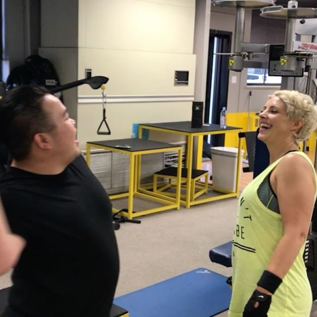 What's the comradery like at group personal training you ask? Well, I think this explains it all #bootcamp #personaltrainer #gym #denver #colorado #fitness #personaltraining #trainerscott #getinshape #fatloss #loseweight #ripped #toned #chestpress #benchpress #chest #bench #chestday #pecs #arms #arm #armday #pushups #fitbabe #triceps #biceps #babe #strong #fitnessmodel