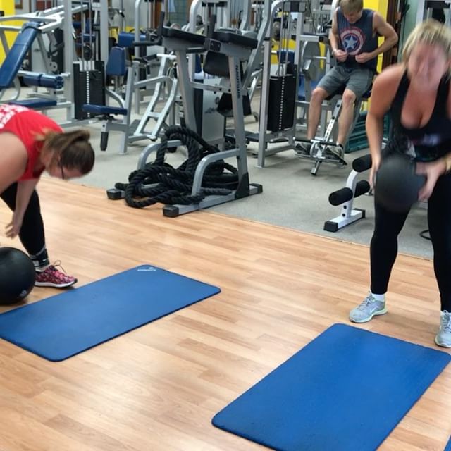 Ball slams hurt #bootcamp #personaltrainer #gym #denver #colorado #fitness #personaltraining #trainerscott #getinshape #fatloss #loseweight #ripped #toned #chestpress #benchpress #chest #bench #chestday #pecs #arms #arm #armday #pushups #fitbabe #triceps #biceps #babe #strong #fitnessmodel