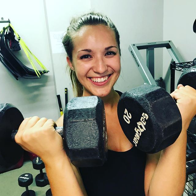 Lifting weights makes everyone happy. Right?  #bootcamp #personaltrainer #gym #denver #colorado #fitness #personaltraining #trainerscott #getinshape #fatloss #loseweight #ripped #toned #chestpress #benchpress #chest #bench #chestday #pecs #arms #arm #armday #pushups #fitbabe #triceps #biceps #babe #strong #fitnessmodel