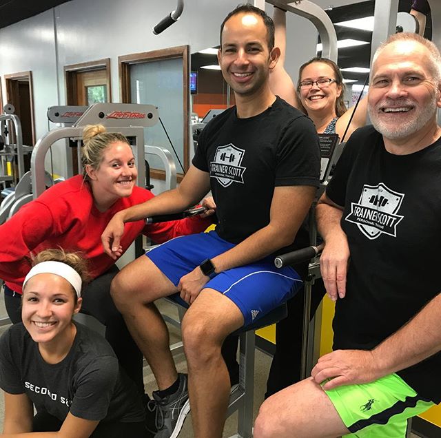 The Saturday crew this morning. #bootcamp #personaltrainer #gym #denver #colorado #fitness #personaltraining #trainerscott #getinshape #fatloss #loseweight #ripped #toned #chestpress #benchpress #chest #bench #chestday #pecs #arms #arm #armday #pushups #fitbabe #triceps #biceps #babe #strong #fitnessmodel