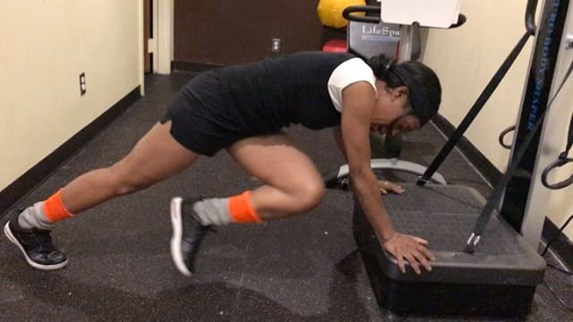 Working the core on the power plate #bootcamp #personaltrainer #gym #denver #colorado #fitness #personaltraining #trainerscott #getinshape #fatloss #loseweight #ripped #toned #chestpress #benchpress #chest #bench #chestday #pecs #arms #arm #armday #pushups #fitbabe #triceps #biceps #babe #strong #fitnessmodel