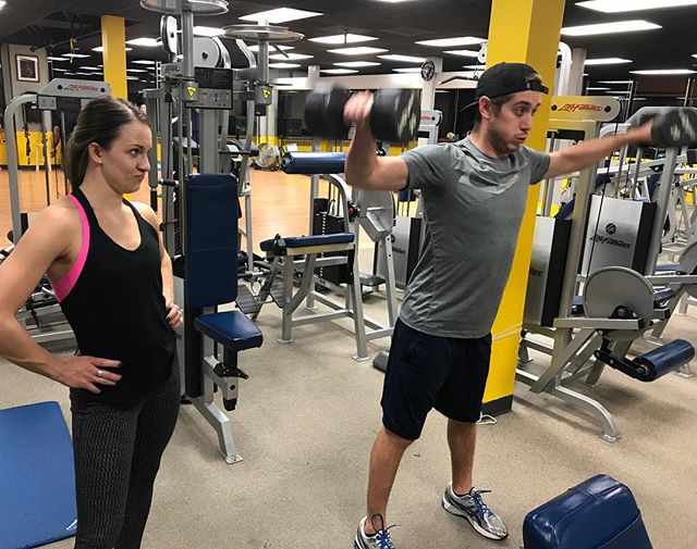 Gaby checking out her man during some side raises #bootcamp #personaltrainer #gym #denver #colorado #fitness #personaltraining #trainerscott #getinshape #fatloss #loseweight #ripped #toned #chestpress #benchpress #chest #bench #chestday #pecs #arms #arm #armday #pushups #fitbabe #triceps #biceps #babe #strong #fitnessmodel