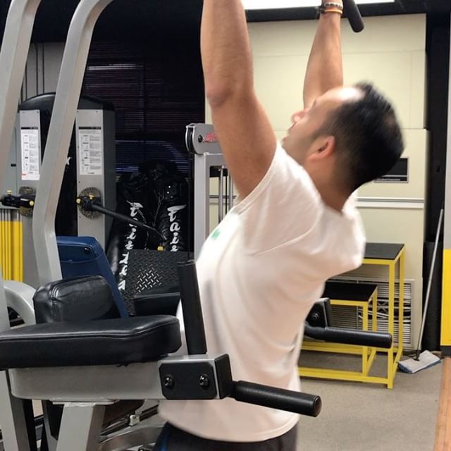 Rod on the pull-ups #bootcamp #personaltrainer #gym #denver #colorado #fitness #personaltraining #trainerscott #getinshape #fatloss #loseweight #ripped #toned #chestpress #benchpress #chest #bench #chestday #pecs #arms #arm #armday #pushups #fitbabe #triceps #biceps #babe #strong #fitnessmodel