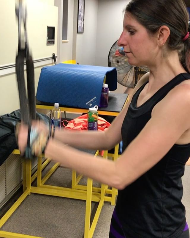 Beth with some tricep extensions tonight at group personal training #bootcamp #personaltrainer #gym #denver #colorado #fitness #personaltraining #trainerscott #getinshape #fatloss #loseweight #ripped #toned #chestpress #benchpress #chest #bench #chestday #pecs #arms #arm #armday #pushups #fitbabe #triceps #biceps #babe #strong #fitnessmodel