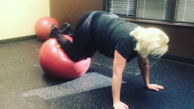 Corporate fitness training in Denver Colorado #bootcamp #personaltrainer #gym #denver #colorado #fitness #personaltraining #trainerscott #getinshape #fatloss #loseweight #ripped #toned #chestpress #benchpress #chest #bench #chestday #pecs #arms #arm #armday #pushups #fitbabe #triceps #biceps #babe #strong #fitnessmodel