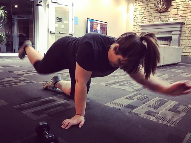 Working the core and glutes #personaltrainer #gym #denver #colorado #fitness #personaltraining #fun #bodybuilder #bodybuilding #deadlifts #life #running #quads #girl #woman #fit #squats #squat #lunges #legs #legday #weightlifting #weighttraining #men #sweat #women #cardio #strong #girls