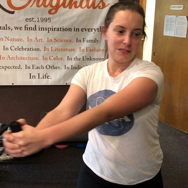 Working the core #personaltrainer #gym #denver #colorado #fitness #personaltraining #fun #bodybuilder #bodybuilding #deadlifts #life #running #quads #girl #woman #fit #squats #squat #lunges #legs #legday #weightlifting #weighttraining #men #sweat #women #cardio #strong #girls