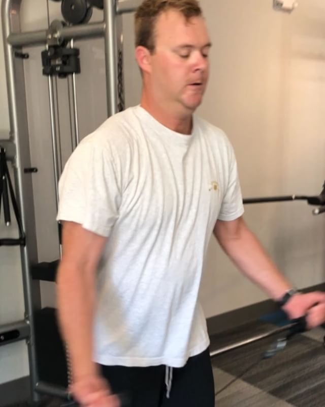 Working the chest this morning #bootcamp #personaltrainer #gym #denver #colorado #fitness #personaltraining #trainerscott #getinshape #fatloss #loseweight #ripped #toned #chestpress #benchpress #chest #bench #chestday #pecs #arms #arm #armday #pushups #fitbabe #triceps #biceps #babe #strong #fitnessmodel