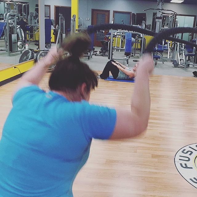 Brandy slamming the ropes tonight at boot camp. #Bootcamp #personaltrainer #gym #denver #colorado #fitness #personaltraining #trainerscott #bodybuilder #bodybuilding #deadlifts #deadlift #glutes #quads #hamstrings #hamstring #hammies #squats #squat #lunges #legs #legday #weightlifting #weighttraining #men #battleropes #ropes #buff #strong